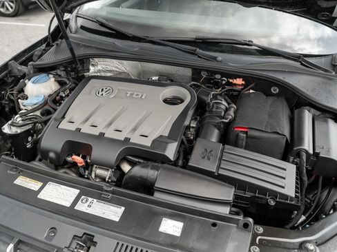 Used 2013 Volkswagen Passat TDI SE FWD image 25