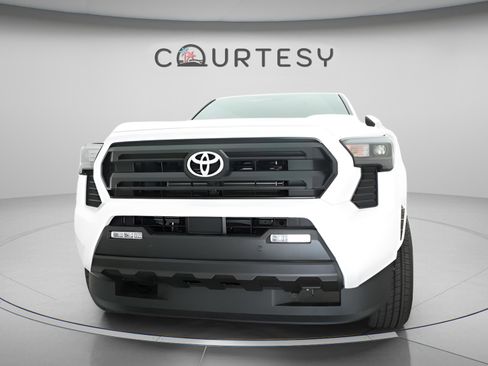 Certified 2024 Toyota Tacoma SR5 w/ SR5 Upgrade Package image 17