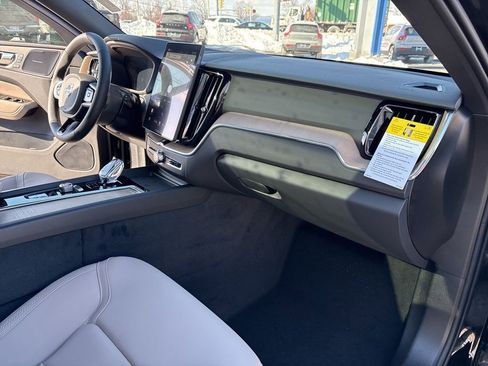 New 2026 Volvo XC60 T8 Plus w/ Protection Package Premier AWD/4WD image 40
