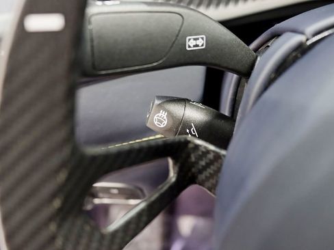 Used 2023 Aston Martin DBX 707 image 21