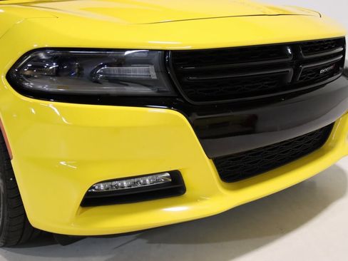 Used 2017 Dodge Charger R/T w/ Beats Audio Group image 20