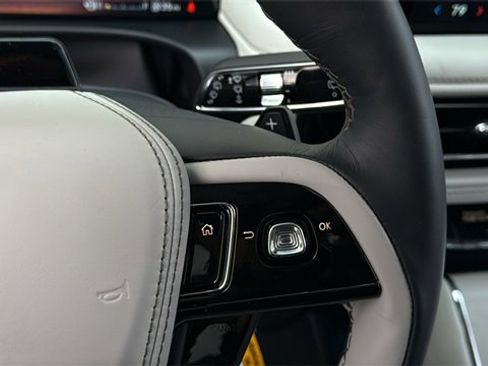 New 2026 Lincoln Aviator Reserve image 30