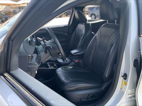 Used 2021 Ford Mustang Mach-E Premium image 8