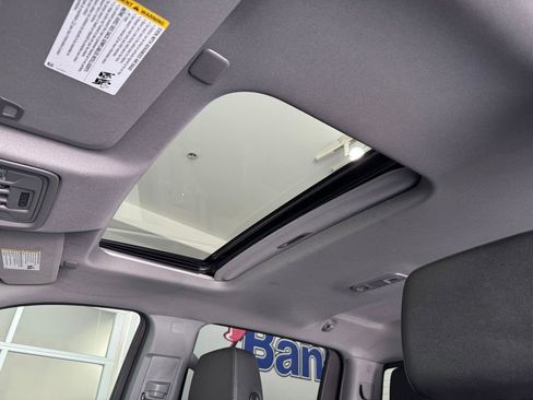 Certified 2024 Chevrolet Silverado 2500 LTZ w/ LTZ Premium Package image 24