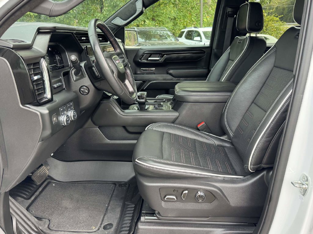 Used 2023 GMC Sierra 1500 AT4X AWD/4WD image 21