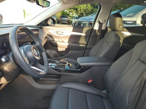 Used 2024 Buick Envision Avenir AWD/4WD image 18
