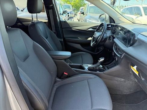Used 2024 Buick Encore GX Preferred AWD/4WD image 16