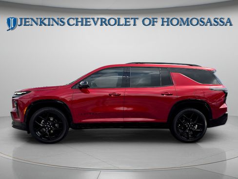 Used 2024 Chevrolet Traverse RS w/ LPO, Floor Liner Package AWD/4WD image 8
