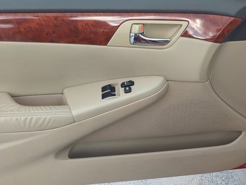 Used 2006 Toyota Solara SLE image 10
