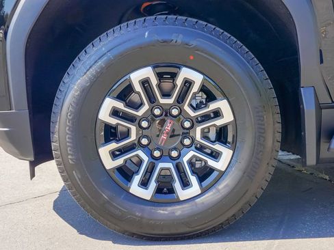 Used 2026 GMC Sierra EV Elevation image 12