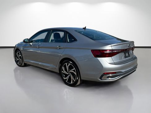 New 2026 Volkswagen Jetta SEL image 5
