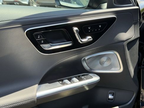 New 2025 Mercedes-Benz C 300 Sedan image 8