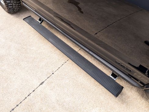 Used 2019 Ford F150 Raptor w/ Equipment Group 802A Luxury image 12