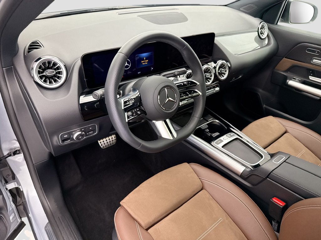 Certified 2025 Mercedes-Benz GLA 250 image 9