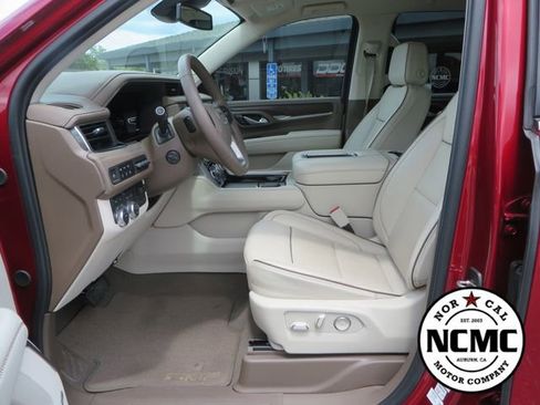 Used 2023 GMC Yukon Denali w/ Max Trailering Package AWD/4WD image 18