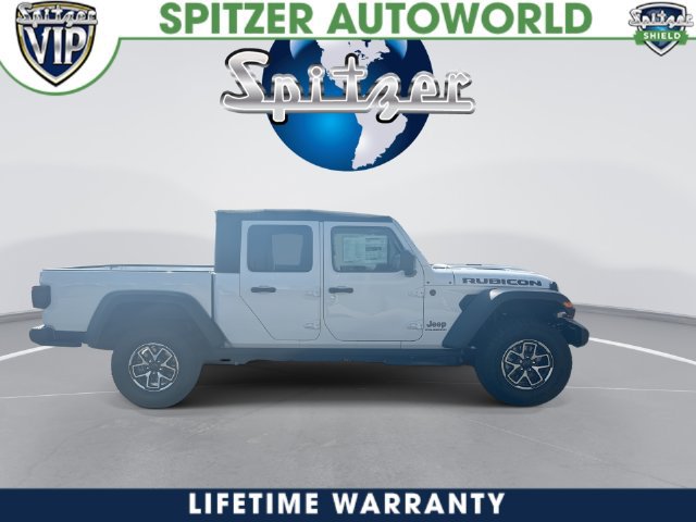 New 2026 Jeep Gladiator Rubicon w/ Steel Power Dome Hood Package AWD/4WD image 11