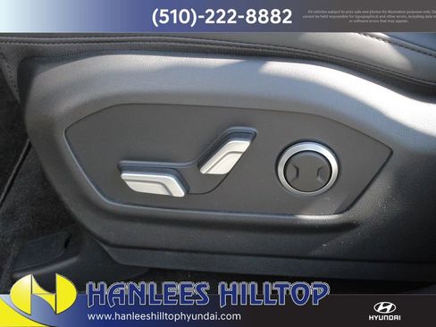 Used 2025 Hyundai Santa Fe SEL image 15