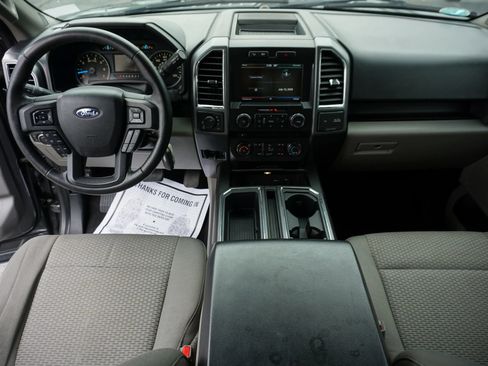Used 2015 Ford F150 XLT w/ Equipment Group 302A Luxury AWD/4WD image 18
