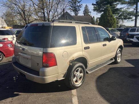 Used 2004 Ford Explorer Sport XLT AWD/4WD image 7