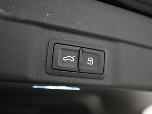 Used 2025 Audi A5 2.0T Premium w/ Convenience Package image 21