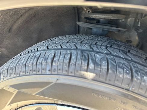 Used 2024 Honda HR-V EX-L image 25