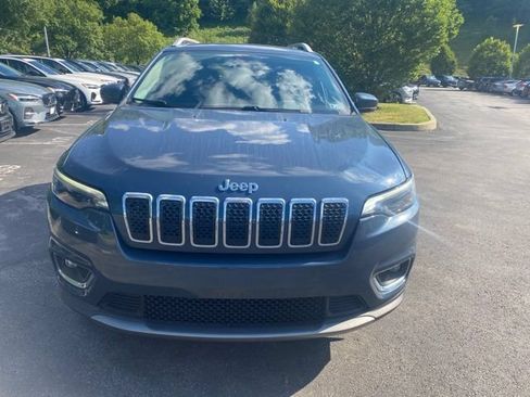 Used 2020 Jeep Cherokee Limited AWD/4WD image 2