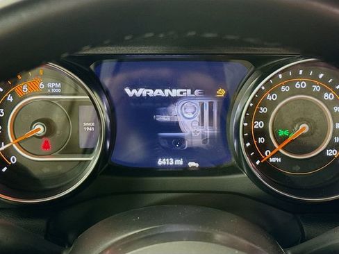 Used 2022 Jeep Wrangler Unlimited Sport image 12