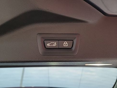 Used 2020 BMW X5 xDrive40i w/ Premium Package image 43