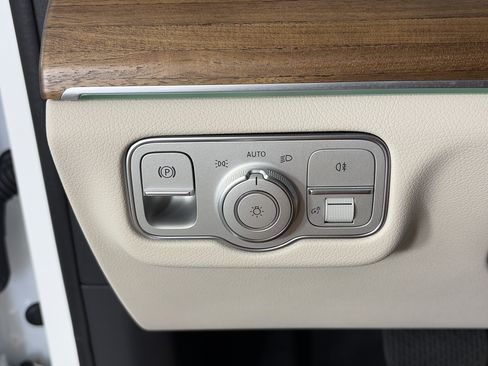 Certified 2026 Mercedes-Benz GLE 450 4MATIC image 27