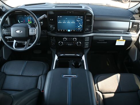 Used 2026 Ford F450 Platinum image 3