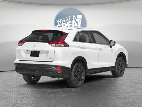 New 2026 Mitsubishi Eclipse Cross LE AWD/4WD image 2