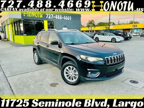 Used 2019 Jeep Cherokee Latitude w/ Popular Appearance Group AWD/4WD image 1