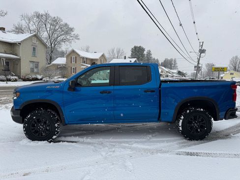 Used 2024 Chevrolet Silverado 1500 ZR2 w/ Technology Package image 14