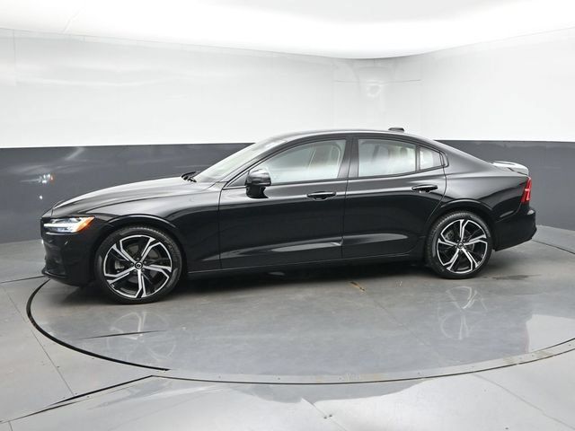 Used 2023 Volvo S60 B5 Ultimate w/ Protection Package Premier FWD image 6