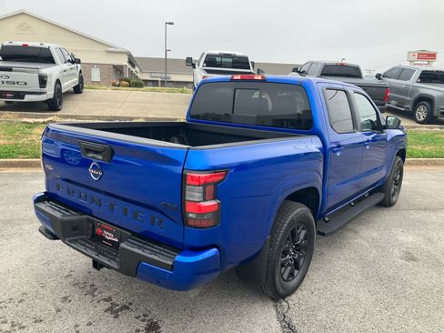 Used 2026 Nissan Frontier SV w/ All-Weather Content Package image 3