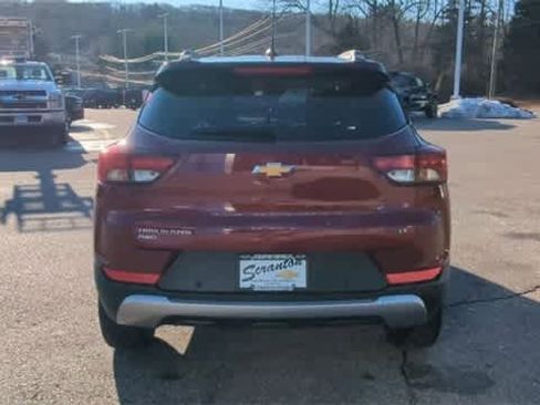 Certified 2022 Chevrolet TrailBlazer LT w/ Driver Confidence Package image 7