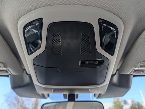 Certified 2025 Subaru Outback image 33