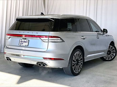 Used 2023 Lincoln Aviator Black Label image 13