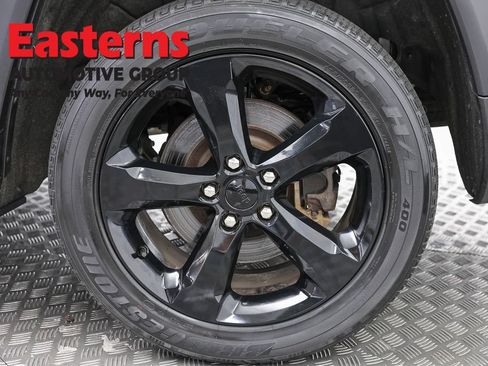 Used 2023 Jeep Grand Cherokee L Laredo AWD/4WD image 34