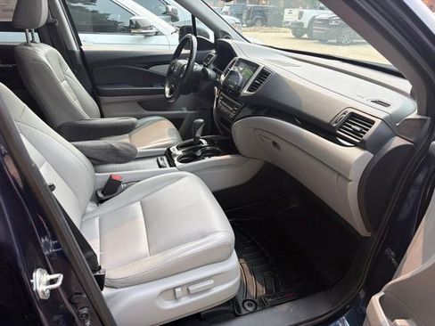 Used 2018 Honda Ridgeline RTL-E image 26