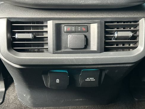 Used 2021 Ford F150 Lariat w/ Equipment Group 502A High image 42