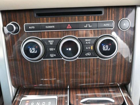 Used 2016 Land Rover Range Rover Long Wheelbase Autobiography image 26
