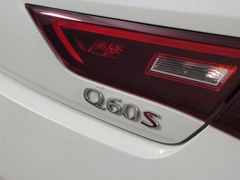 Used 2022 INFINITI Q60 Red Sport 400 w/ Proactive Package RWD image 7