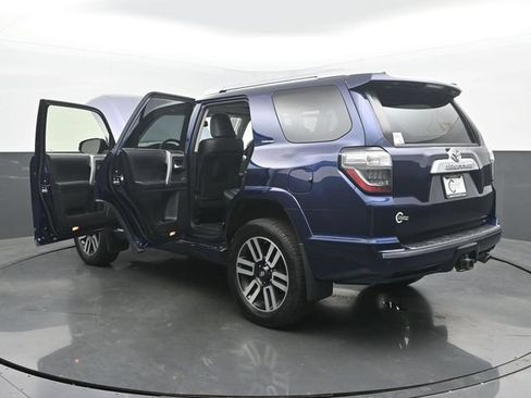 Used 2018 Toyota 4Runner Limited AWD/4WD image 50