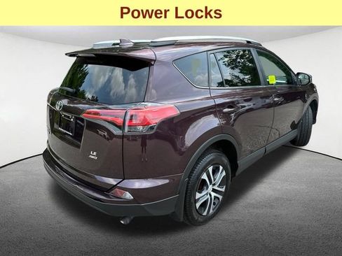 Used 2018 Toyota RAV4 LE w/ All Weather Liner Package AWD/4WD image 10