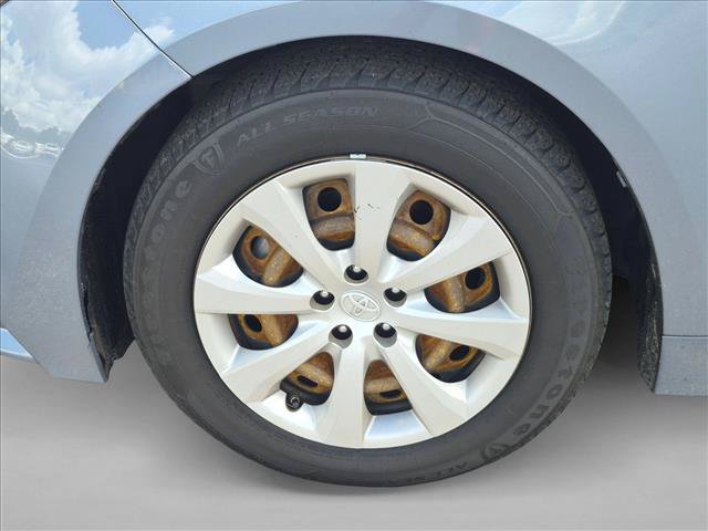 Used 2022 Toyota Corolla LE FWD image 21