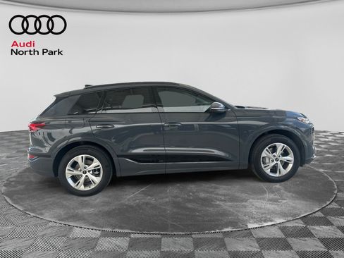 Used 2025 Audi Q6 e-tron Premium Plus w/ Premium Plus RWD image 6