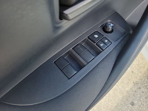 Used 2025 Toyota Corolla LE image 22