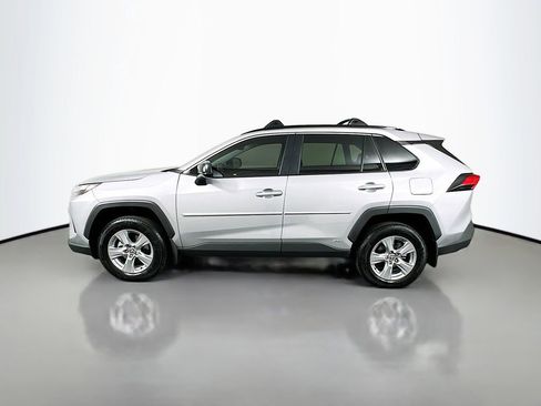 Used 2025 Toyota RAV4 LE image 8