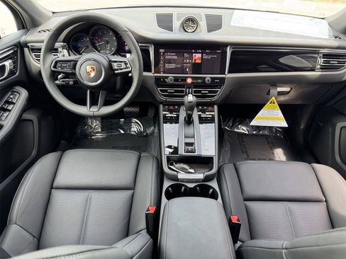 New 2025 Porsche Macan image 13